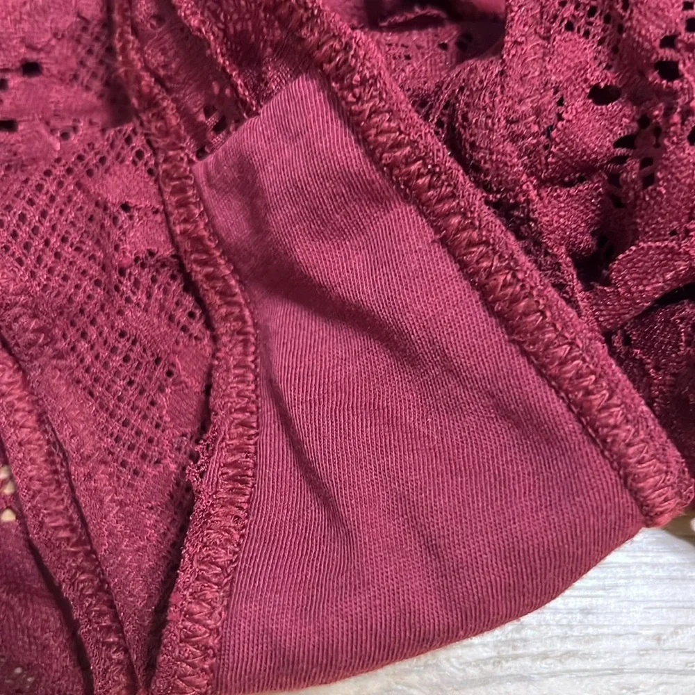 Victoria’s secret Dare to dream uplift Burgundy Lace balconette Teddy size L